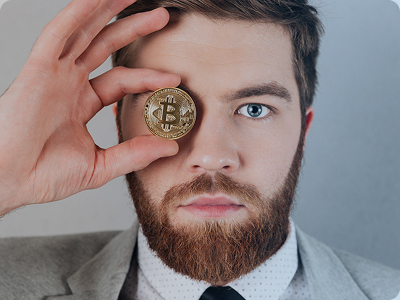 Julian Wolf – Chief Analyst bei Kyzentro